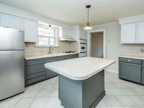 75 Grove Street, Glenwood Landing NY 11547