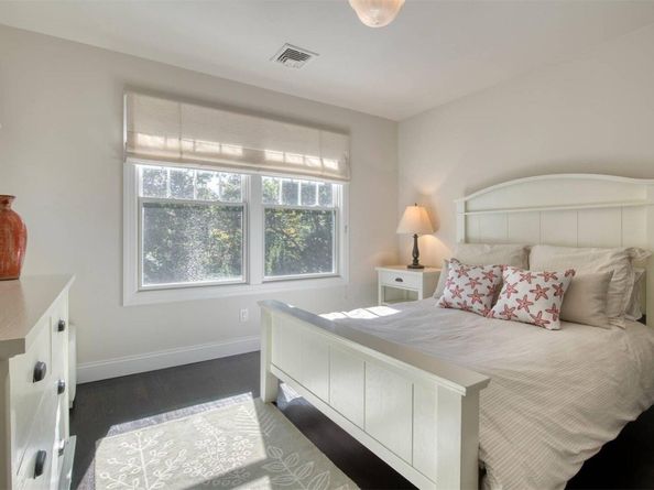 6 Ocean View Parkway, Southampton NY 11968