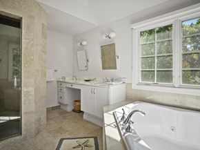 6 Ocean View Parkway, Southampton NY 11968