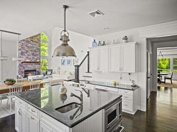 6 Ocean View Parkway, Southampton NY 11968