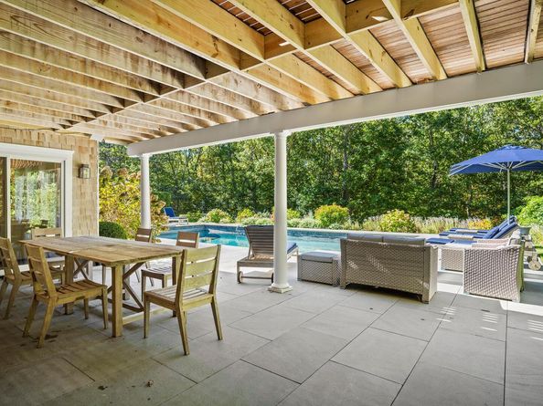 6 Ocean View Parkway, Southampton NY 11968