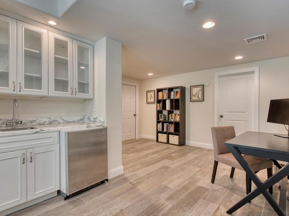 6 Ocean View Parkway, Southampton NY 11968