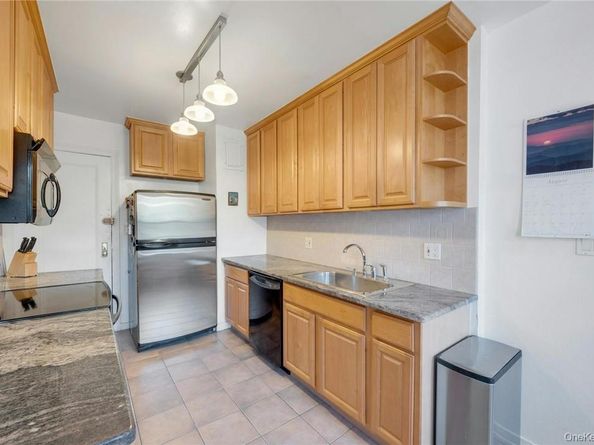 280 Bronxville Road 9B, Bronxville NY 10708