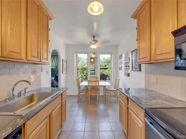 280 Bronxville Road 9B, Bronxville NY 10708