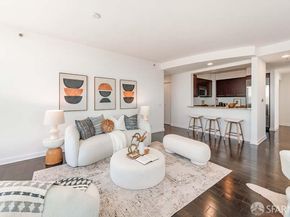 425 1st Street 3703, San Francisco CA 94105