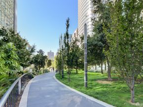 250 King Street 1004, San Francisco CA 94107