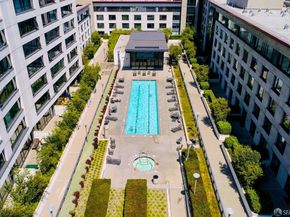 250 King Street 1004, San Francisco CA 94107