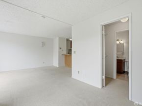 5 Admiral Drive F412, Emeryville CA 94608