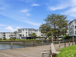 5 Admiral Drive F412, Emeryville CA 94608