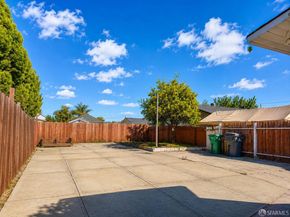 1224 83rd Avenue, Oakland CA 94132