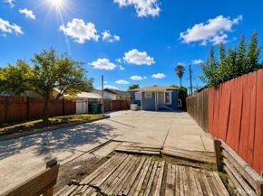 1224 83rd Avenue, Oakland CA 94132