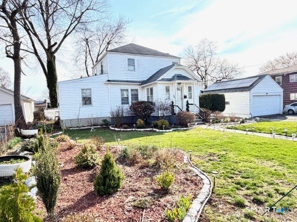 185 Grandview Avenue, Bridgeport CT 06606