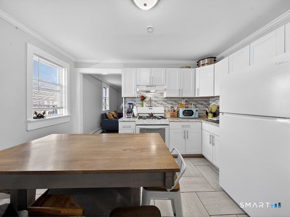 1389 Pembroke Street, Bridgeport CT 06608
