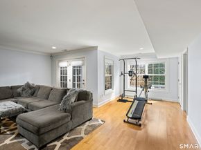 71 Aberdeen Way 71, Fairfield CT 06890