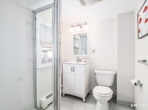 7 Rowland Place, Westport CT 06880