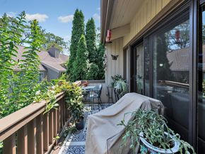 87 Creek Lane A, Stratford CT 06614