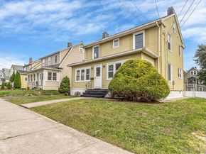 123 Harlem Avenue, Bridgeport CT 06606