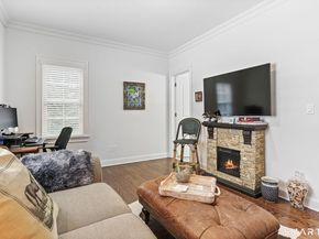 127 Spruce Street 127, Fairfield CT 06890