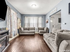 269 East Avenue, Bridgeport CT 06610