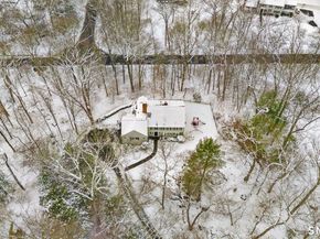 73 Old Kings Highway, Wilton CT 06897