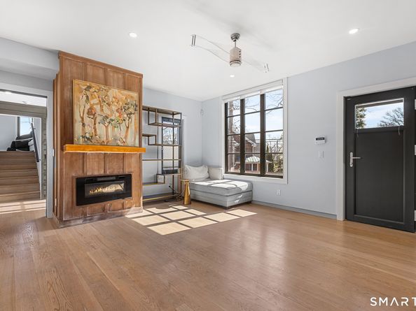 31 Thornhill Road, Greenwich CT 06878