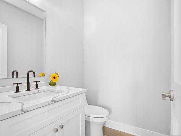 21 Beaumont Street 21, Fairfield CT 06824