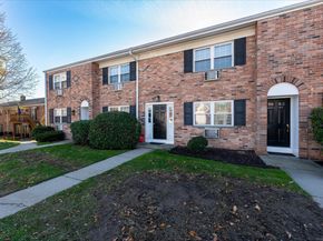 151 Courtland Avenue APT 6C, Stamford CT 06902