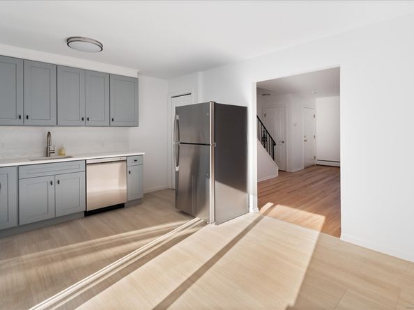 151 Courtland Avenue APT 6C, Stamford CT 06902