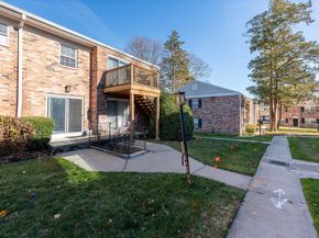 151 Courtland Avenue APT 6C, Stamford CT 06902