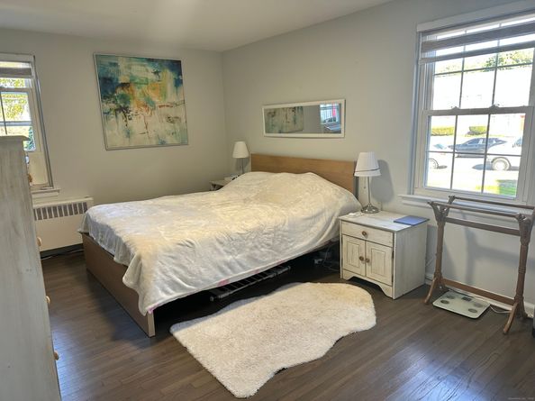 16 Revere Drive APT 1, Stamford CT 06902