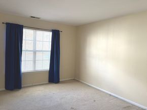 1206 Eaton Court 1206, Danbury CT 06811