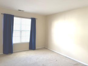 1206 Eaton Court 1206, Danbury CT 06811