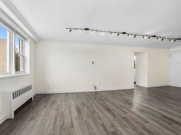 125 Prospect Street APT 2E, Stamford CT 06901