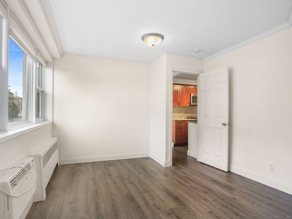 125 Prospect Street APT 2E, Stamford CT 06901