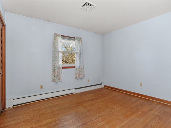 5 Woodland Hills Terrace, Brookfield CT 06804