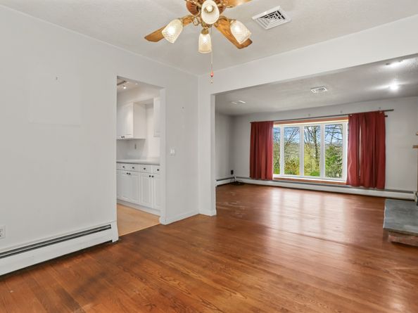 5 Woodland Hills Terrace, Brookfield CT 06804