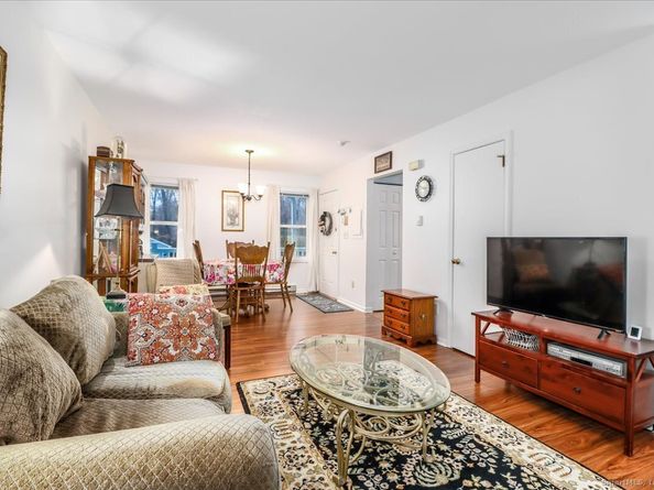 107 Hidden Knolls Circle 107, Monroe CT 06468