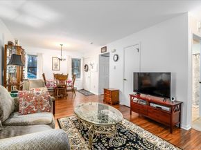 107 Hidden Knolls Circle 107, Monroe CT 06468