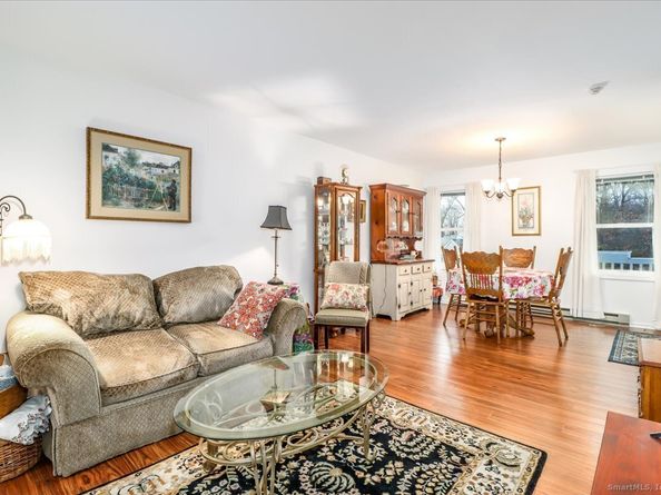 107 Hidden Knolls Circle 107, Monroe CT 06468