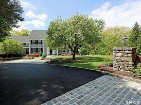 30 Whipstick Road, Ridgefield CT 06877