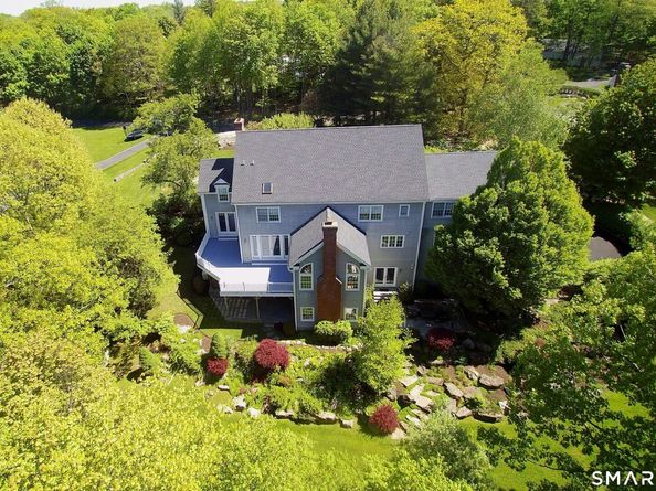 30 Whipstick Road, Ridgefield CT 06877