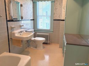 30 Wooster Heights, Danbury CT 06810