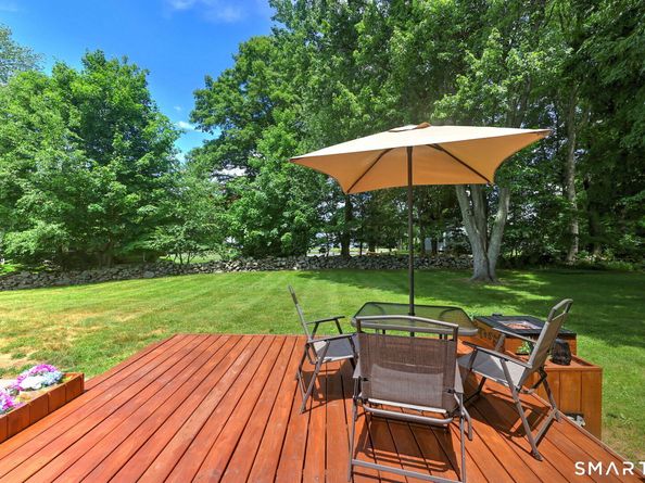 48 Linley Road, Trumbull CT 06611