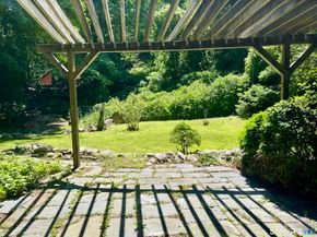 11 Tubbs Spring Drive, Weston CT 06883