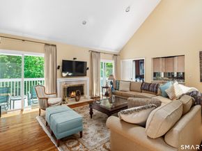 6 Barnes Road W 6, Stamford CT 06902