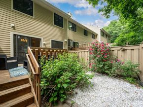 213 Sunrise Hill Lane 213, Norwalk CT 06851
