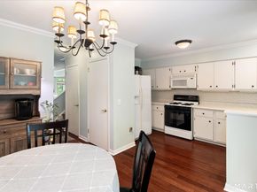 213 Sunrise Hill Lane 213, Norwalk CT 06851