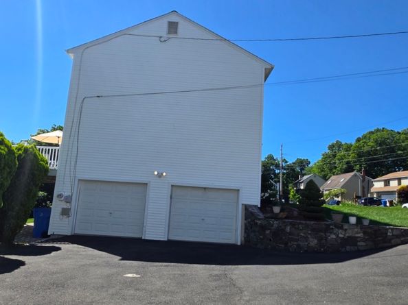 69 Richard Boulevard, Shelton CT 06484