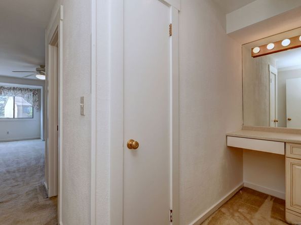 475 Commanche Lane B, Stratford CT 06614