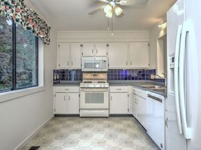 475 Commanche Lane B, Stratford CT 06614